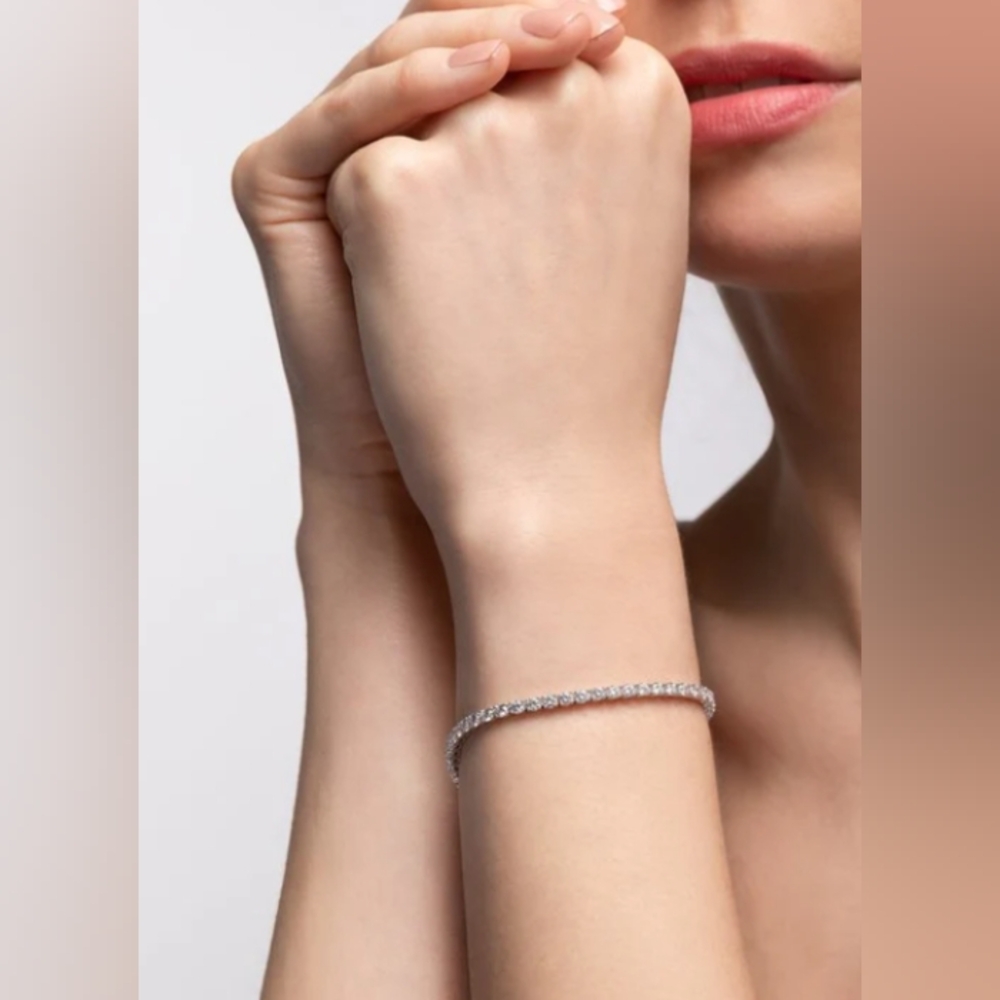 NWT CZ diamond silver plated tennis bracelet